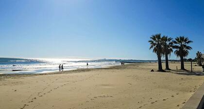 Wonderful villa for 7 guests with A/C, WIFI, TV and patio