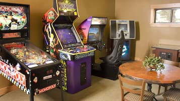 Spielezimmer