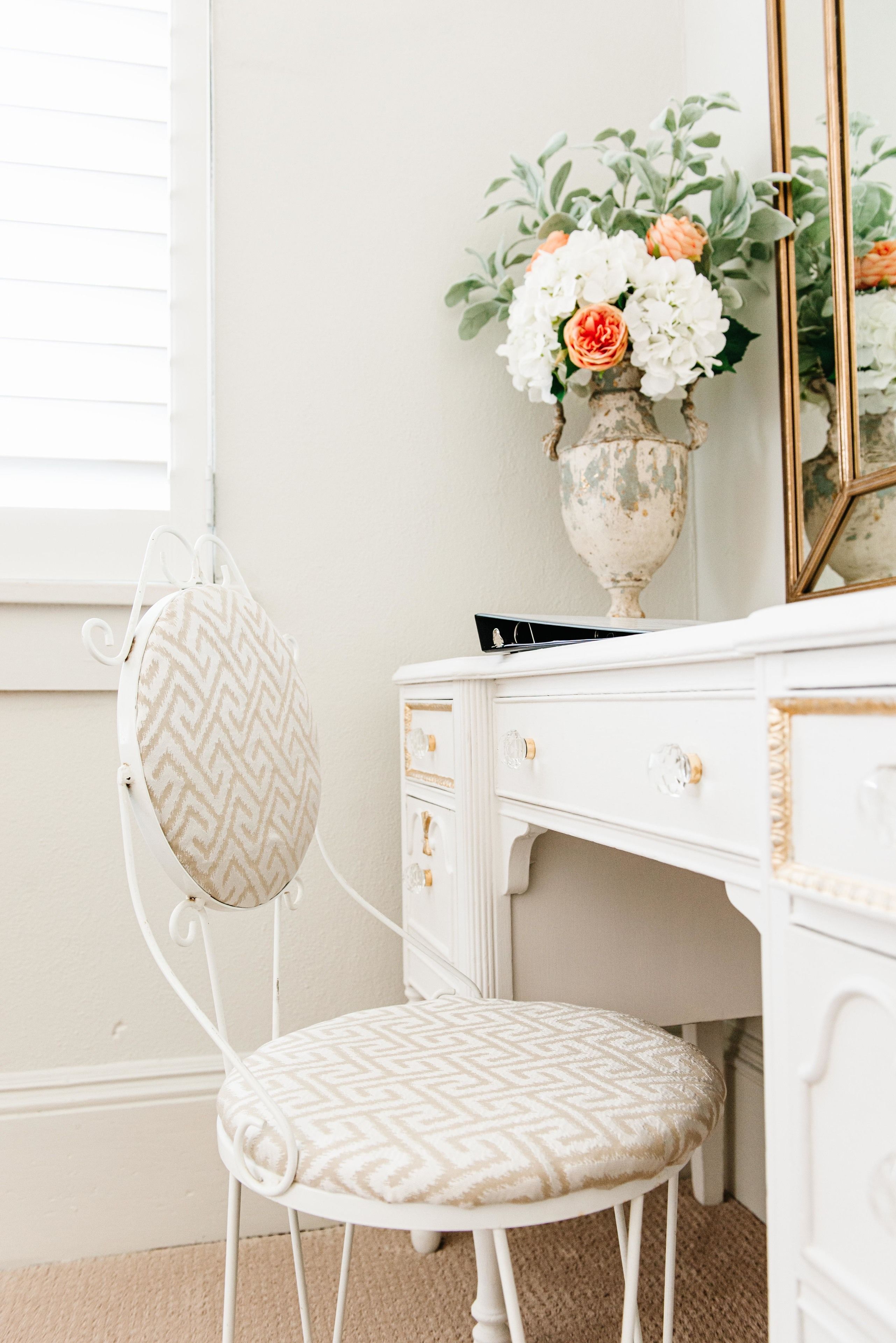 the cummins suite | 1 bedroom, premium bedding, memory-foam beds, individually decorated