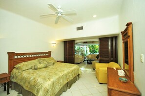 2 bedrooms, in-room safe, iron/ironing board, WiFi - Mexico Lindo 2 bdr apt. steps to beach (Playa del Carmen)