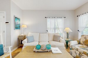 TV - Family cottage w/ four porches & shared pool - walk to beach, dining & more (Santa Rosa Beach)