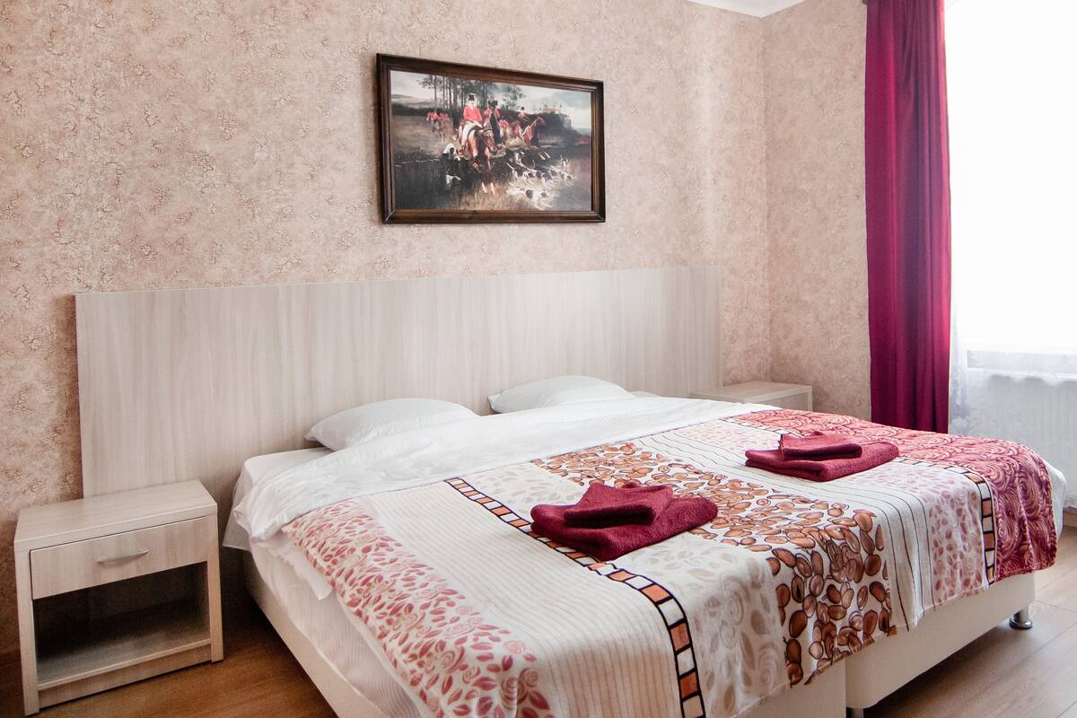 Blackout curtains, rollaway beds, free WiFi, bed sheets