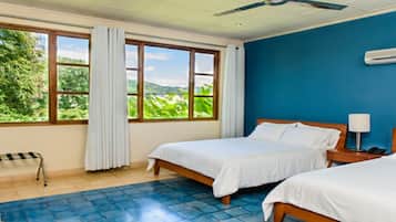 Double Room, 2 Queen Beds, Garden View