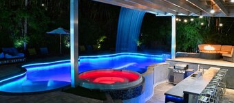 Private Luxury Pool / Smart-home