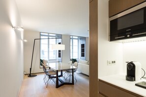 Apartment | Living area | Flat-screen TV - Relais Louvigny (Luxembourg City)