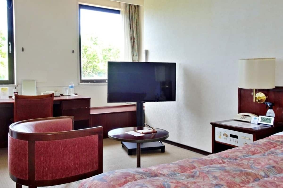 Soundproofing, wheelchair access