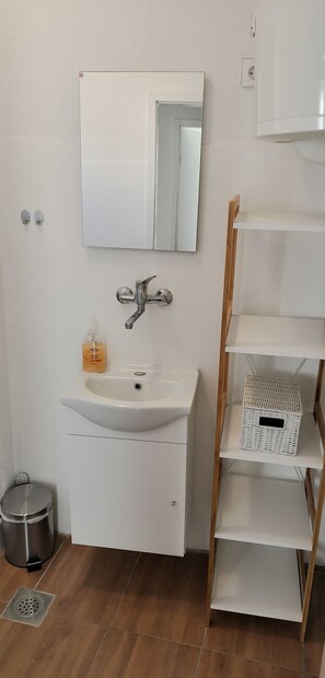 Shower, hair dryer, towels, soap - Private rooms Oleas Stari Grad Hvar (Stari Grad)