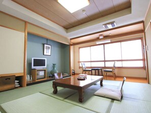 Interior - Hanamiya Ryokan (Inawashiro)
