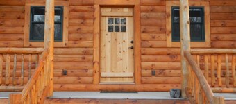 Jackson, NH Log Cabin near Storyland in White Mountains: 2Queen Bdrms+Sleep Loft