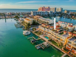 Marina - Luxury waterfront townhome, 5 min to beach, pool, fully stocked, & rooftop deck! (Clearwater Beach)