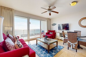 TV, DVD player - Beachfront Destin home w/ gulf views, private balcony & beach access (Destin)