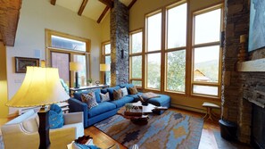 TV, fireplace, video games, stereo - Big Sky Vacation Rentals: Black Eagle 16 (Big Sky)