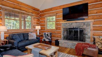 TV, fireplace, DVD player, stereo