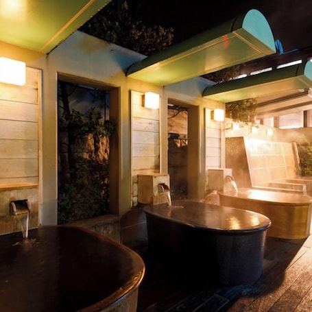 Spa. Tennen Onsen Relax Park Terume Kanazawa