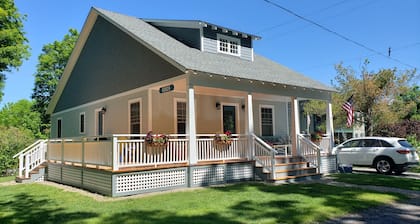 Newly built cottage in historic Thousand Island Park, New York