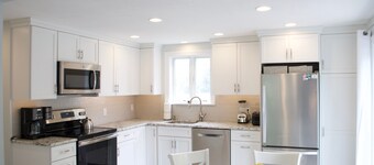 The perfect home for a family summer vacation! Minutes to beaches & bike path.