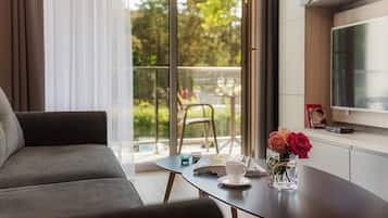 Apartment (21) | Wohnbereich | Flachbildfernseher