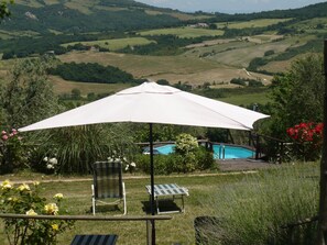 Outdoor pool - Quiet apartment for 2 pers. near Siena (Radicondoli)