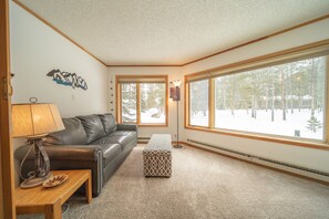 Flat-screen TV - Condo w/Bonus Room, Indoor Pool & Hot Tub (Keystone)