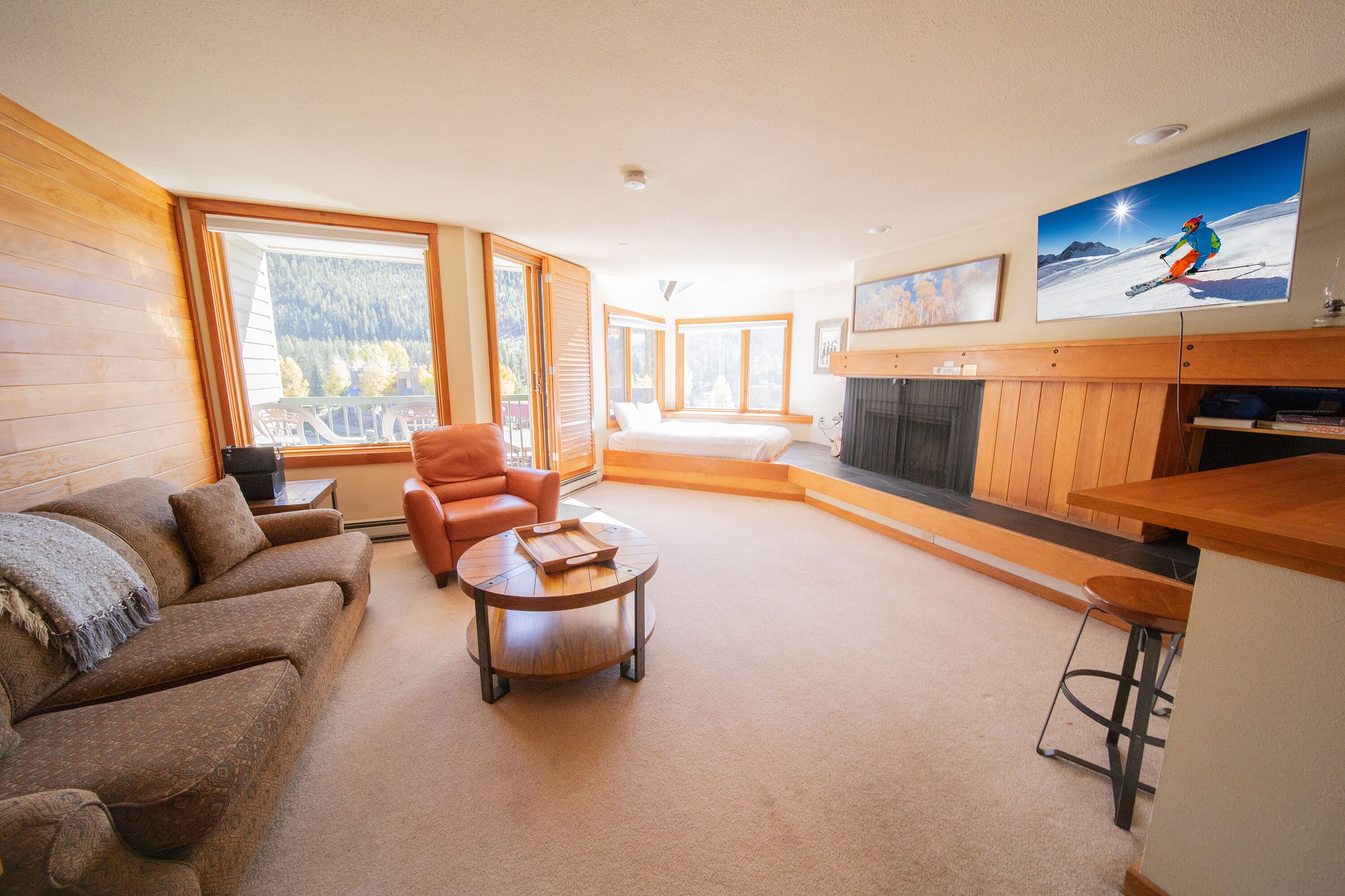 Charming Sunny studio in Lakeside Village
