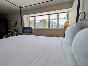 2 soverom, strykejern/-brett, wi-fi og sengetøy