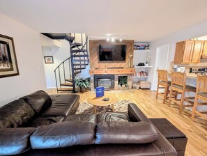 TV, fireplace, video games, stereo