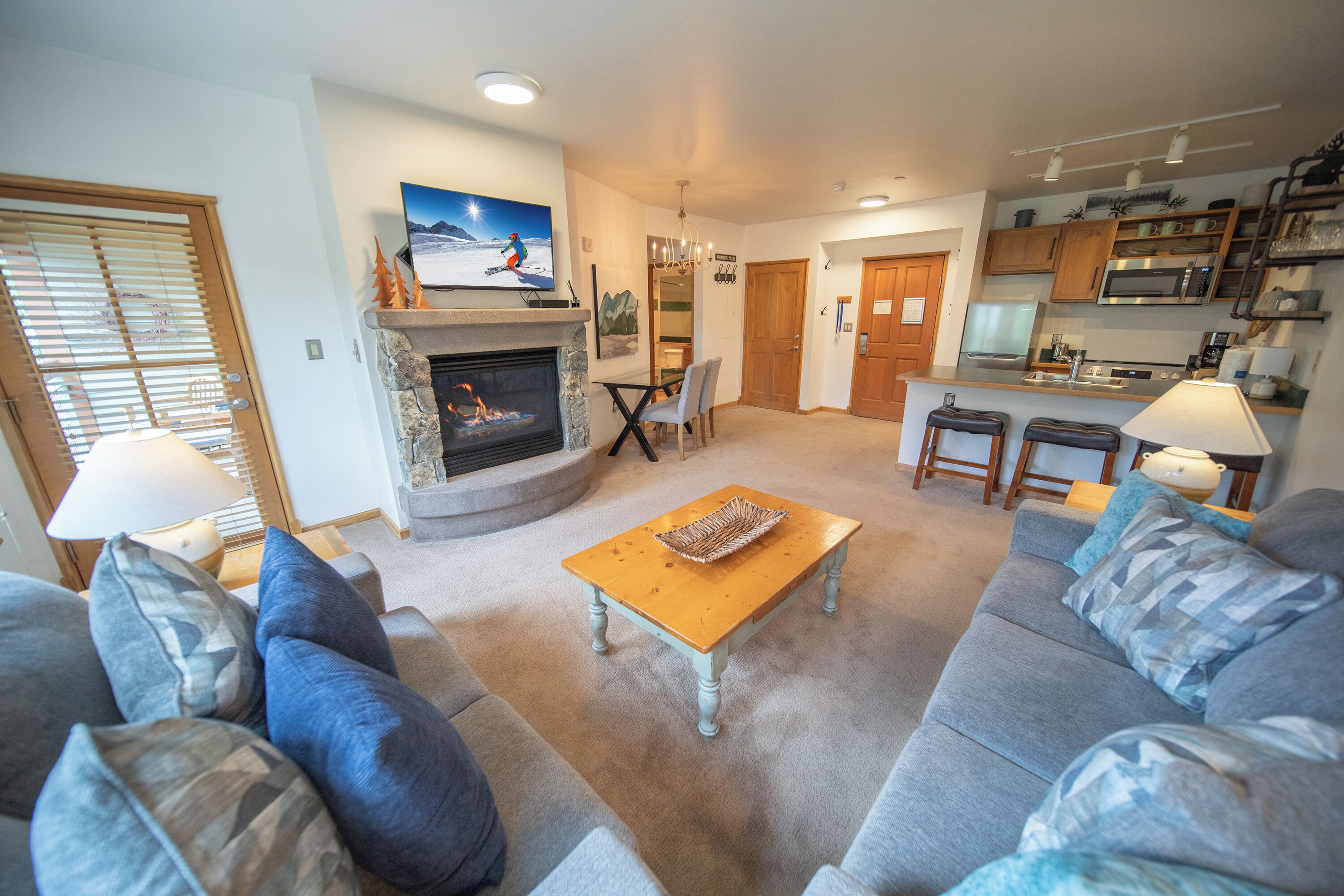 Great Deals on End of Summer and Fall Rates!