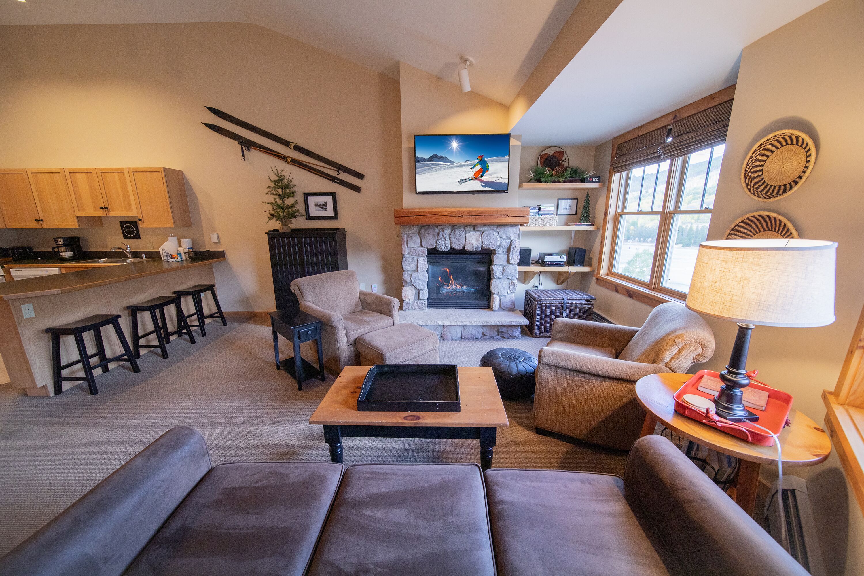 Budget-Friendly Rates for End of Summer and Fall!