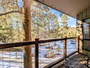 Property grounds - Quiet, Outdoor Pool/Indoor Hot Tub, Shuttle (Keystone)