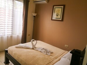 Departamento superior | 2 habitaciones, ropa de cama de alta calidad y decoración personalizada 