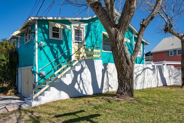 Bagian depan properti