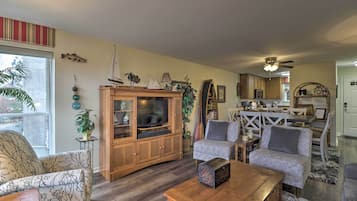 TV, DVD player, books, offices