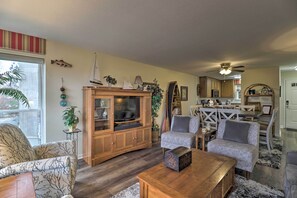 TV, DVD player, books, offices