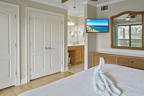 2 Schlafzimmer, Schreibtisch, Bügeleisen/Bügelbrett, kostenloses WLAN