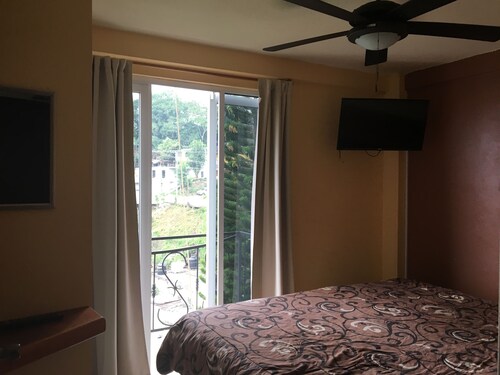 estancia 24-7 xilitla