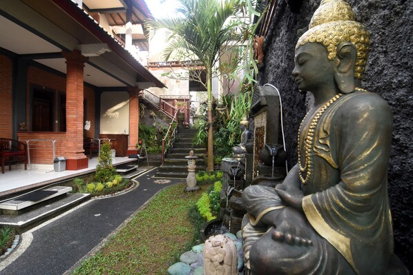 Exterior - Arik's Homestay (Ubud)