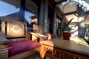 Superior Double Room | Terrace/patio - Arik's Homestay (Ubud)