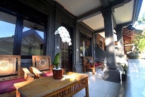 Deluxe Double Room, 1 Queen Bed | Terrace/patio - Arik's Homestay (Ubud)