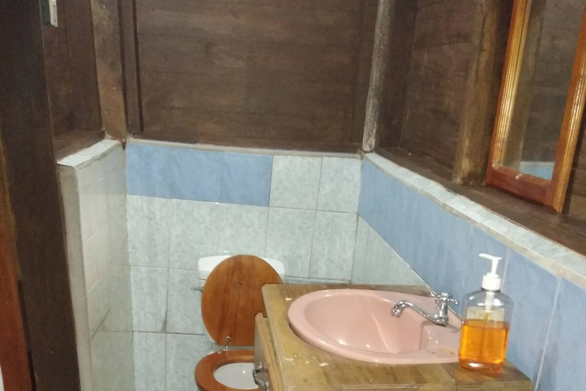 Comfort Bungalow | Bathroom