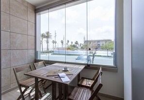 Dining - ApartUP Patacona Beach Select (Alboraya)