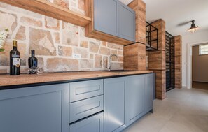 Interior - Beautiful home in Milna with sauna (Milna)