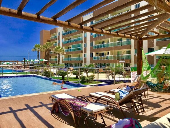 واجهة المنشأة