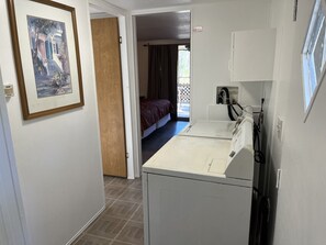 1 bedroom, desk, free WiFi, bed sheets