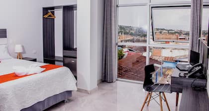 Palm Hotel