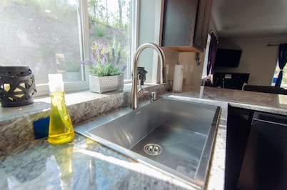 Conveniencias modernas en el Alaska salvaje!