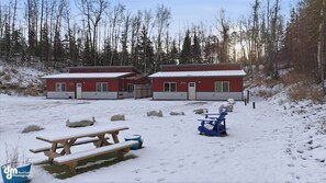 Exterior - Matanuska Villa #1, Glacier Suites - Matanuska Villa #1 (Matanuska-Susitna)