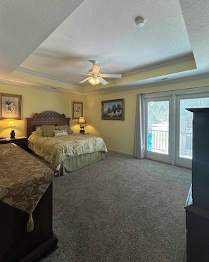 5 bedrooms, Internet, bed sheets - Carolina Breeze - Second Row in Surfside Beach (Surfside Beach)