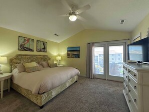 5 bedrooms, Internet, bed sheets