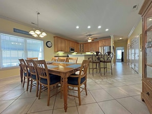 Dining - Carolina Breeze - Second Row in Surfside Beach (Surfside Beach)