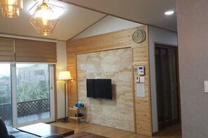 Escrivaninha, espaço de trabalho para notebook